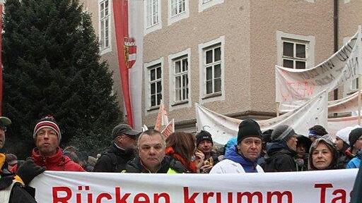 Protestmarsch zum Chiemseehof