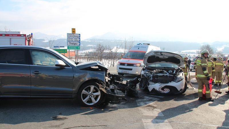 Schwerer Kreuzungscrash in Thalgau