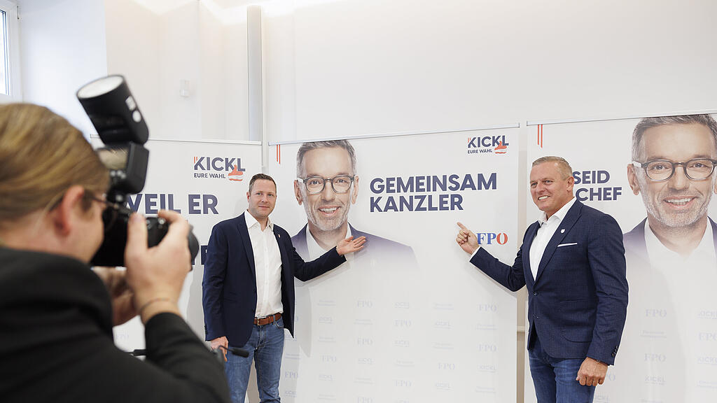 FPÖ-Plakatwelle