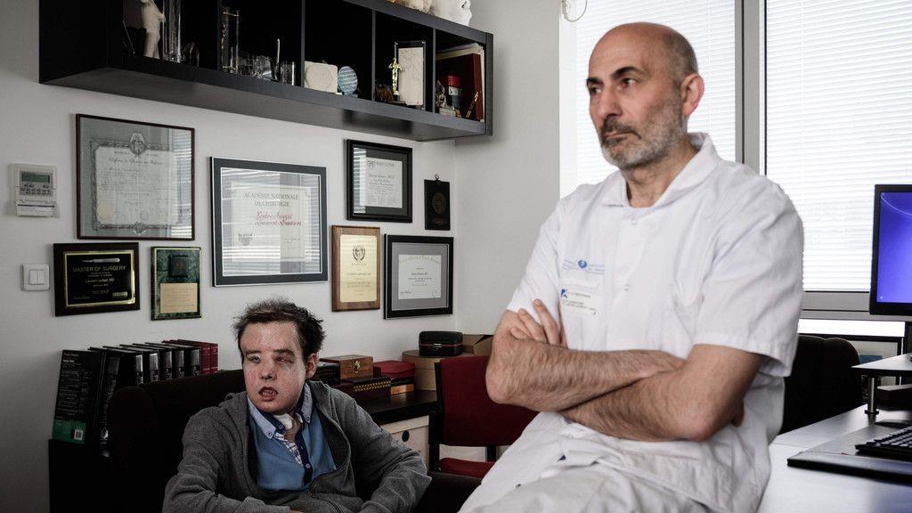 Gesichtstransplantation: Bilder der OP und des Patienten