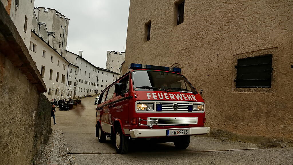 Feuerwehr-\u00dcbung auf der Festung, I
