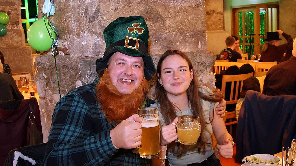 St. Patrick\u00b4s Day im Br\u00e4ust\u00fcbl Kaltenhausen
