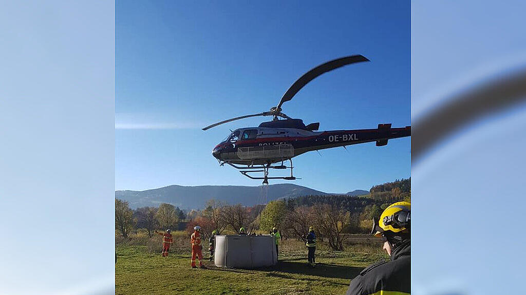 Flughelfer aus Salzburg bei Waldbrand in NÖ