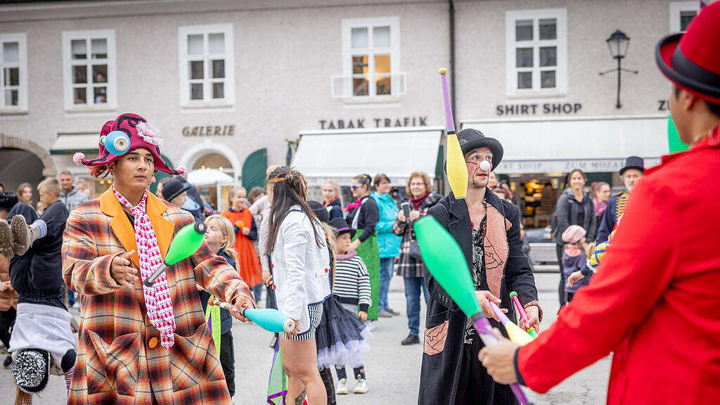 Zirkus-Walk vom Salzburger Winterfest