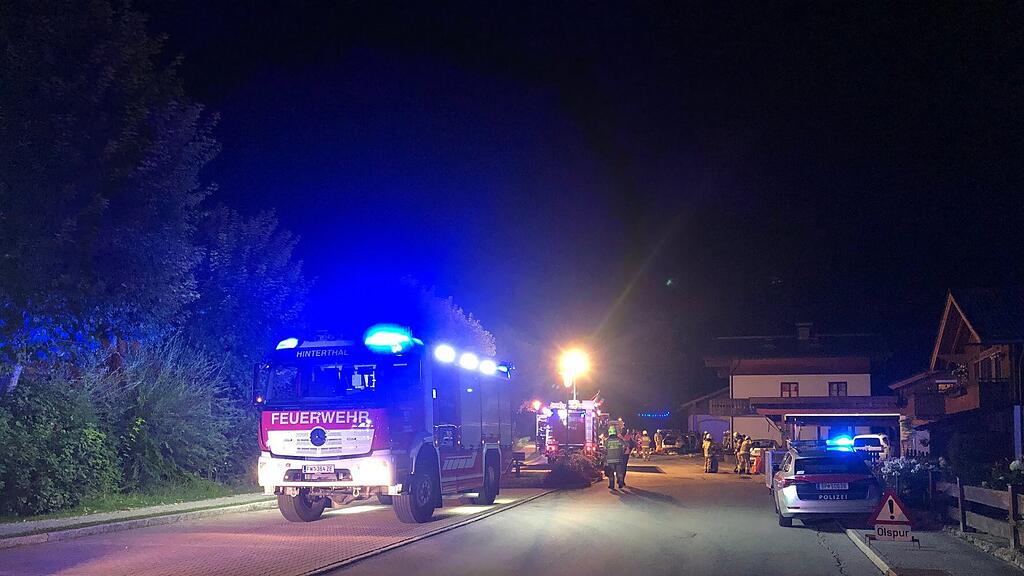 Alkolenker erfasst Fußgänger in Maria Alm