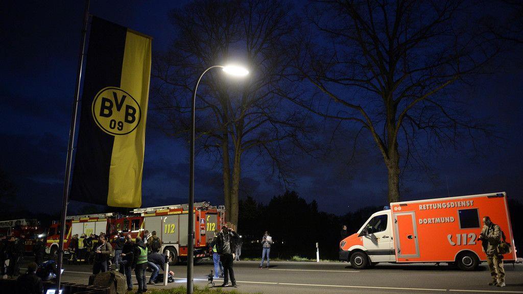Bomben detonieren an BVB-Bus