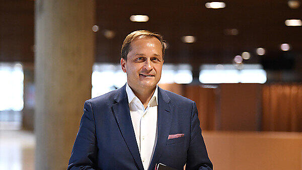 Linzer Brucknerhaus-Chef Dietmar Kerschbaum ist zufrieden