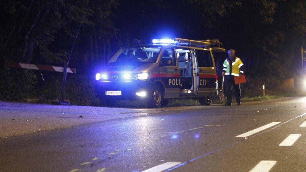Motorrad contra Pkw auf B1: Biker verletzt