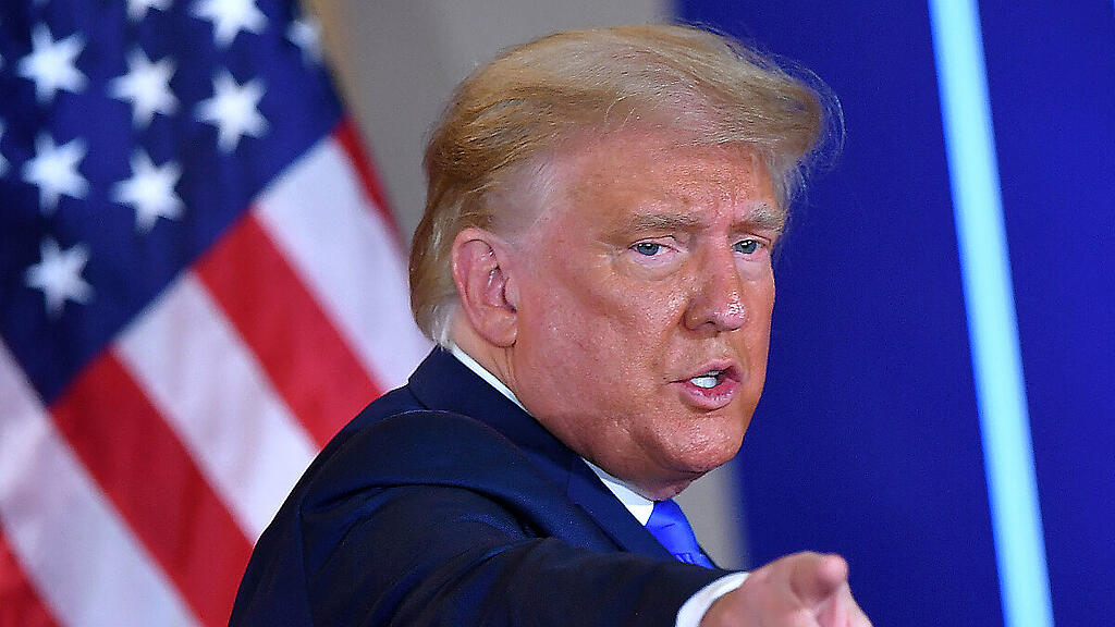 Trump lässt nach seinem unrühmlichen Abgang nicht von der Politik
