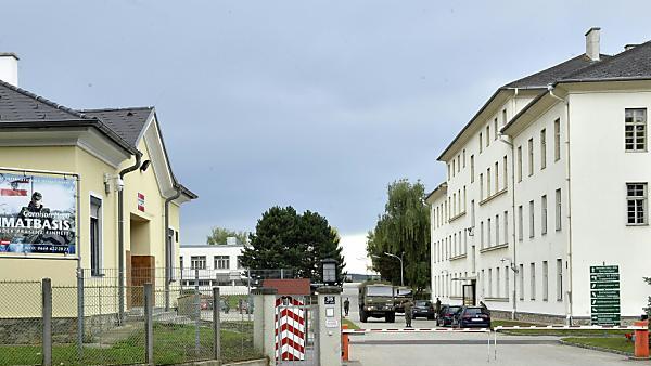 Die Waffe wurde bei einem Einbruch in die Horner Kaserne gestohlen