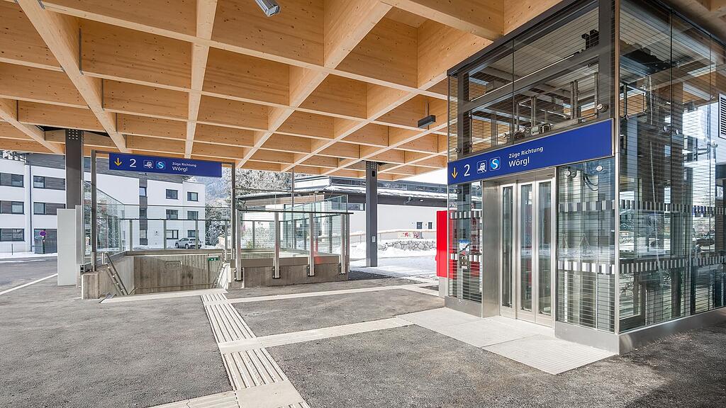 Neue Haltestelle Maishofen-Saalbach