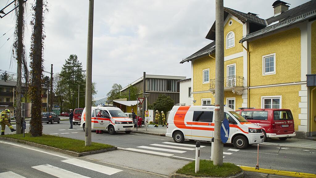 Die Unfallstelle an der Halleiner Landesstraße.