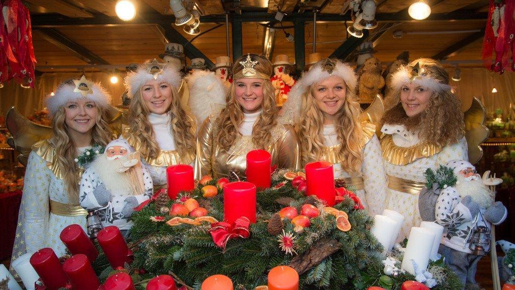 Das Christkindl und seine Engerl