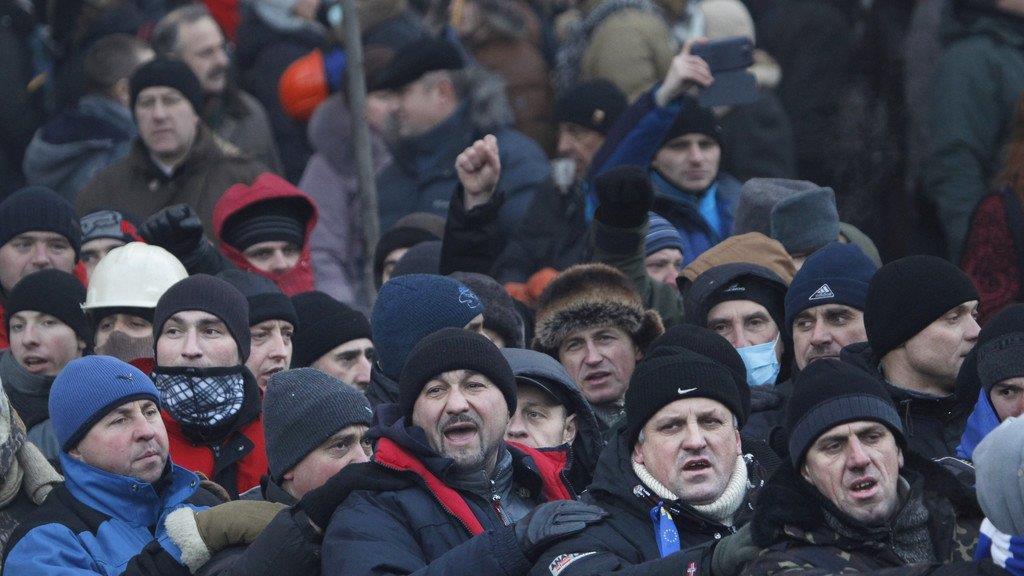 Machtkampf in der Ukraine: Proteste in Kiew