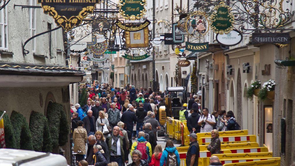 Verkehrschaos am "Tag der deutschen Einheit" in Salzburg