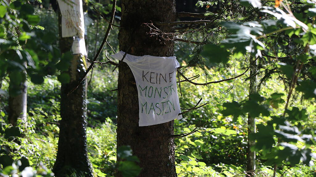 Polizeigro\u00dfeinsatz in Bad Vigaun