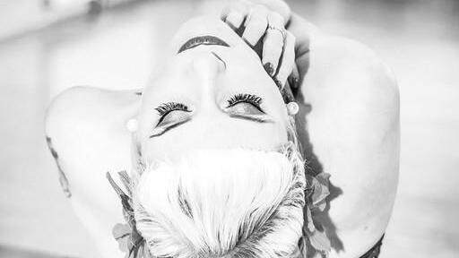 Burlesque Workshop mit TRONICAT LA MIEZ
