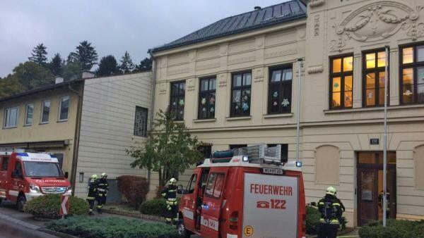Die gesamte Schule wurde bei dem Brand evakuiert