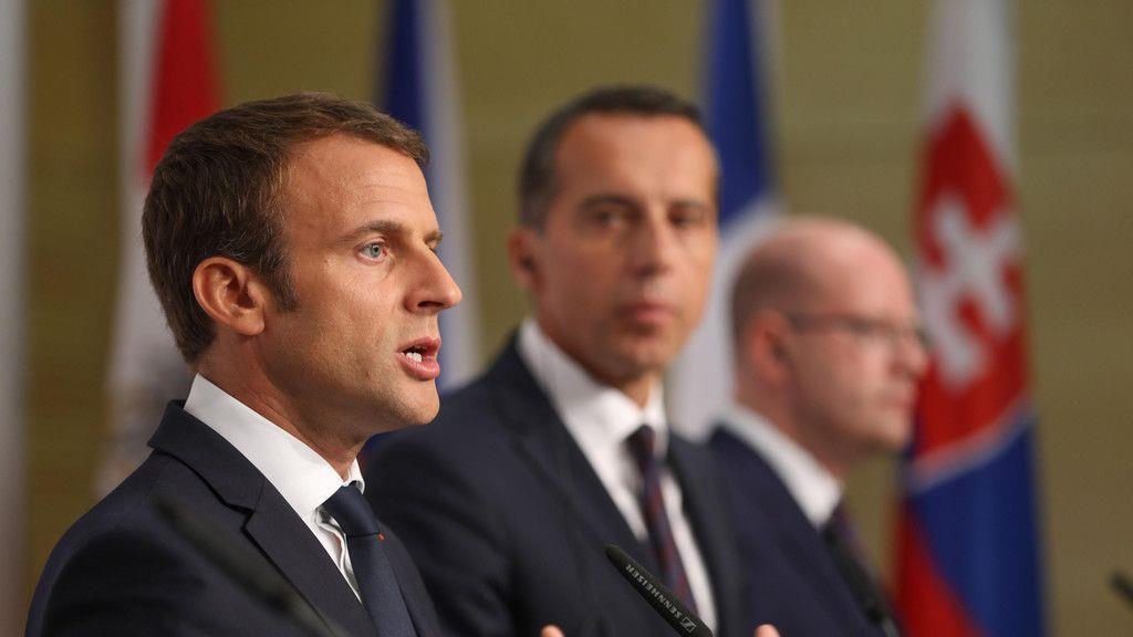 Pressetermin mit Macron und Kern