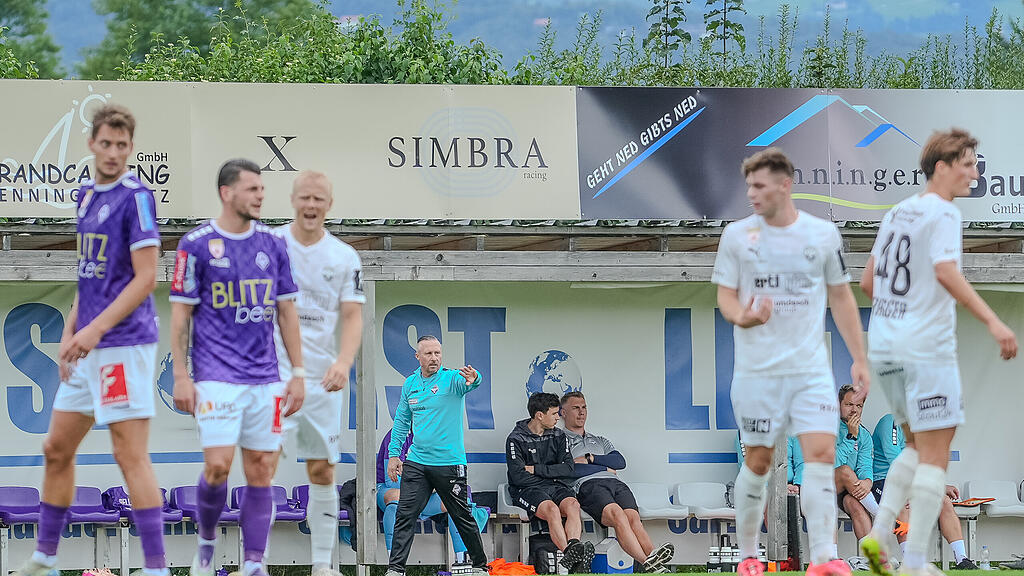 2. Liga: Austria Salzburg gegen Amstetten