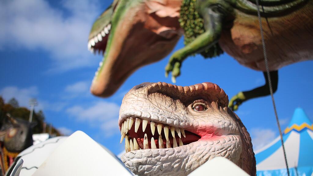 "Big King Dinosaurier of Animatronic" in Bischofshofen