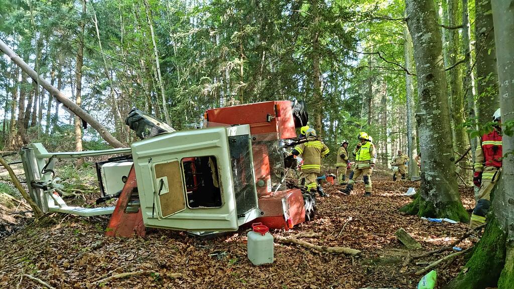 Traktor-Absturz in Neumarkt