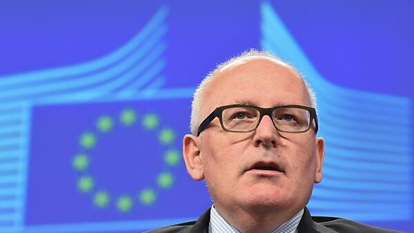 Timmermans sieht die Türkei am Zug