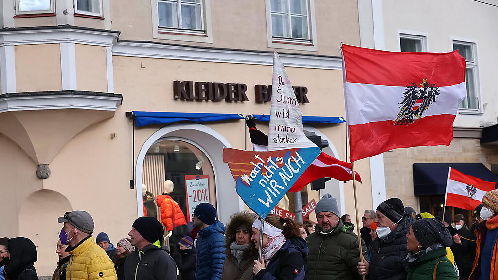 Corona-Demo in der Stadt Salzburg