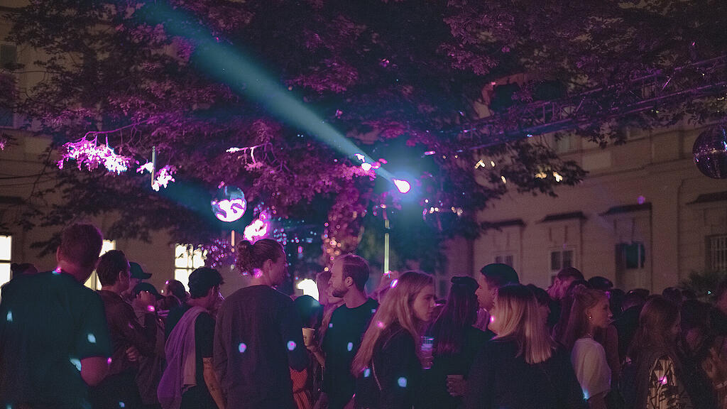 Klangkarussell im Innenhof Schloss Mirabell 5020 Festival