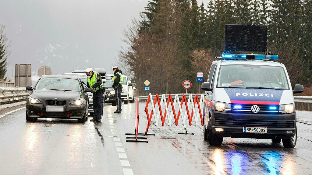 symb_Ausfahrtstests symb_ausfahrtsbeschränkungen