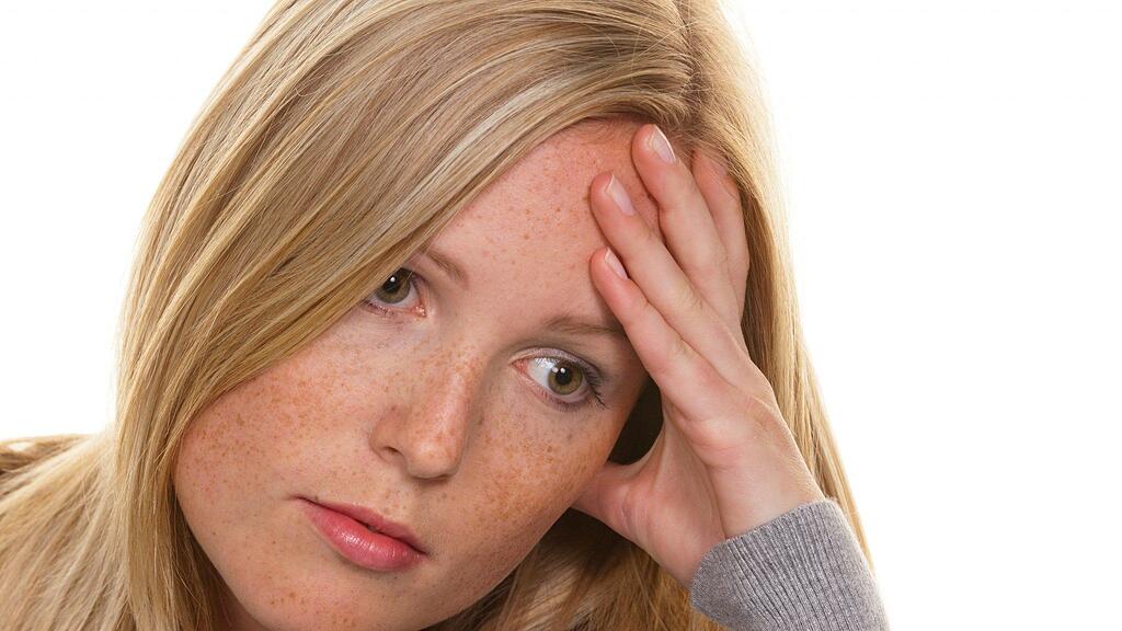 Der hohe Cortisol-Spiegel lässt sie für Männer unattraktiv erscheinen.
