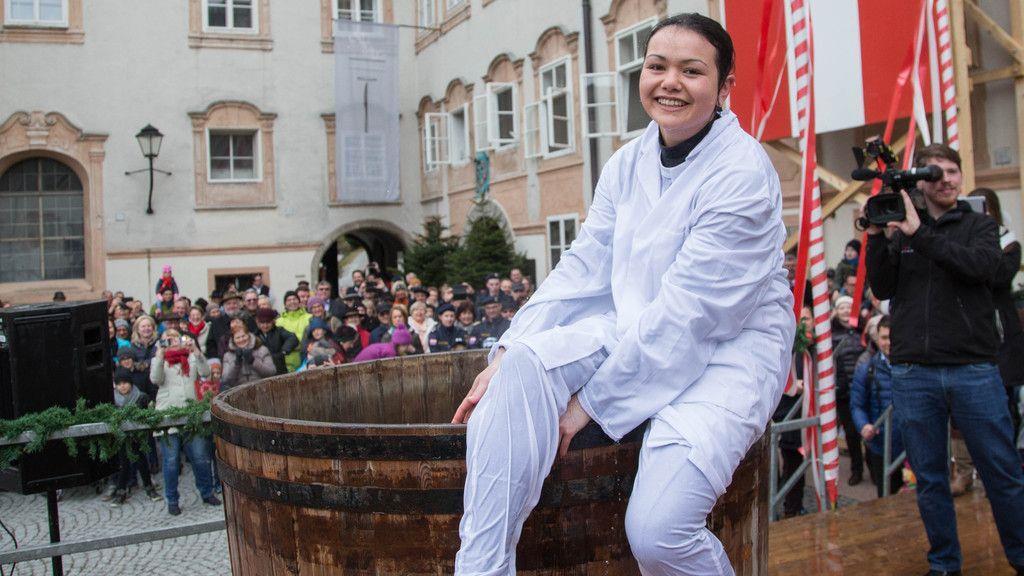 Traditioneller Metzgersprung in Salzburg