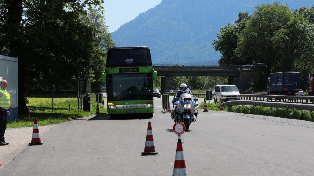 Kontollen am Grenzübergang Walserberg