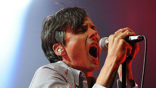 Suede-Sänger Bret Andreson bei einem Konzert im Juni 2012 in Portugal