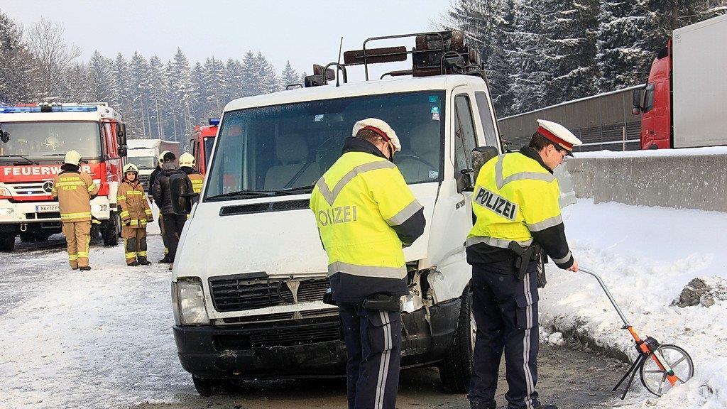 Unfall auf Tauernautobahn bei Kuchl