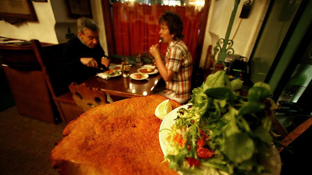 In vielen Lokalen dürfte auch das Schnitzel teurer werden