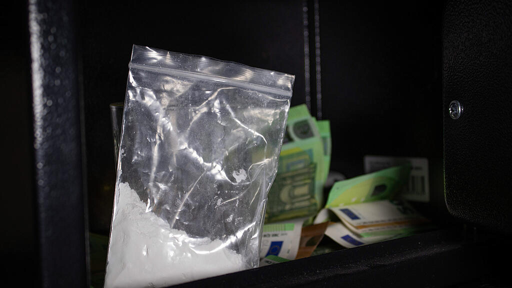 Kokain, Drogen, Tresor, Bargeld