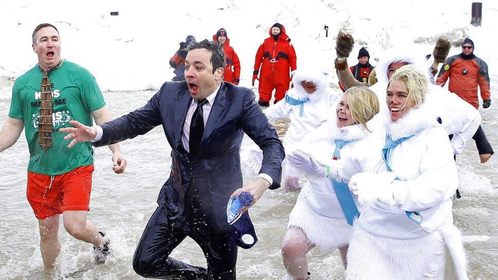 Jimmy Fallon Eis-Schwimmen