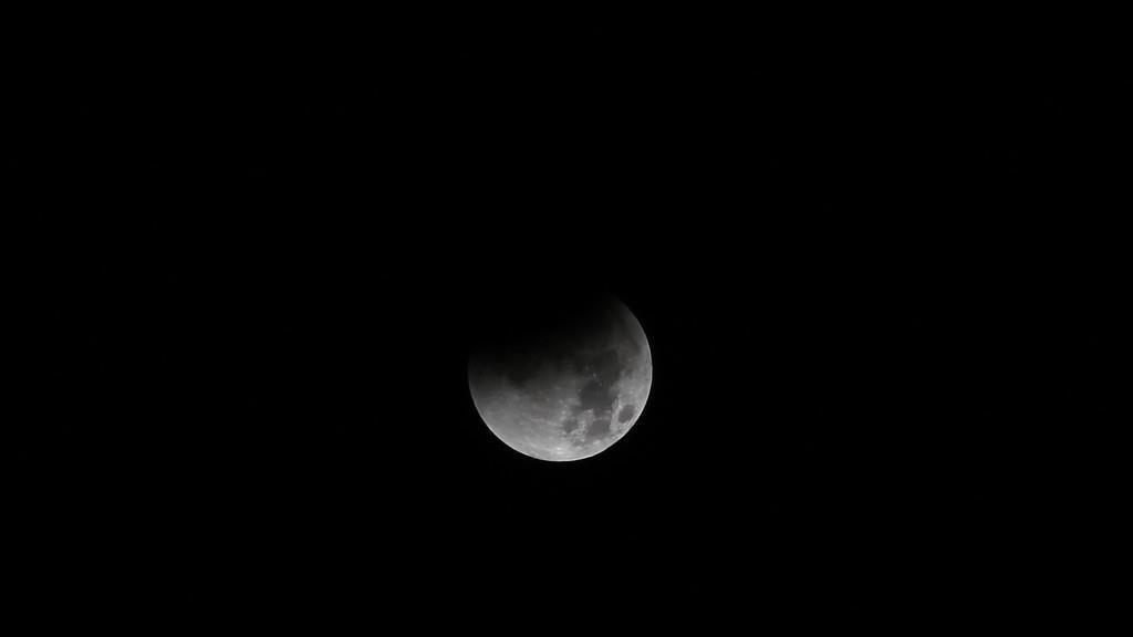 Super-Blutmond über Salzburg
