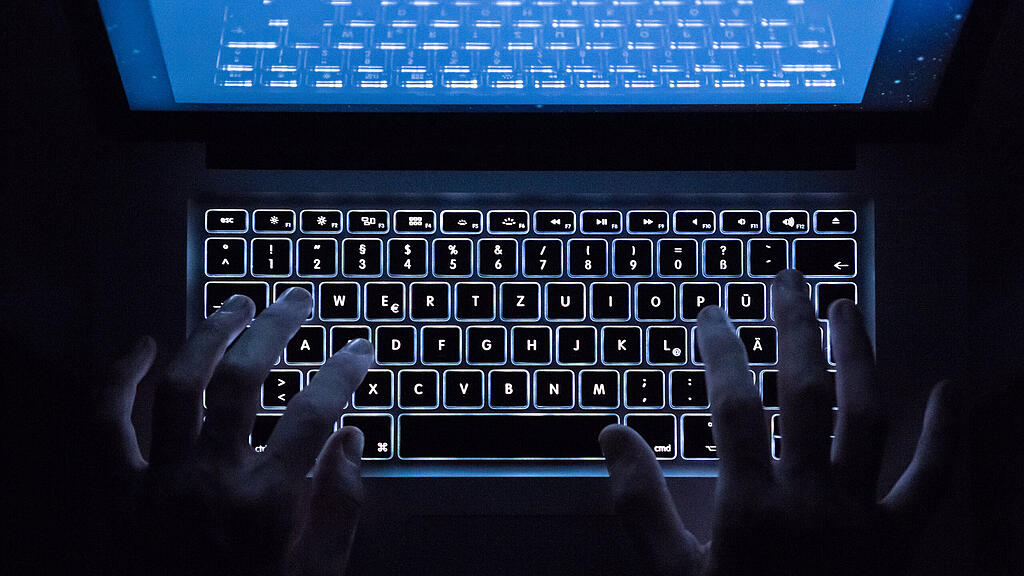 Hacker, Angriff, Cyber, Computer, SB