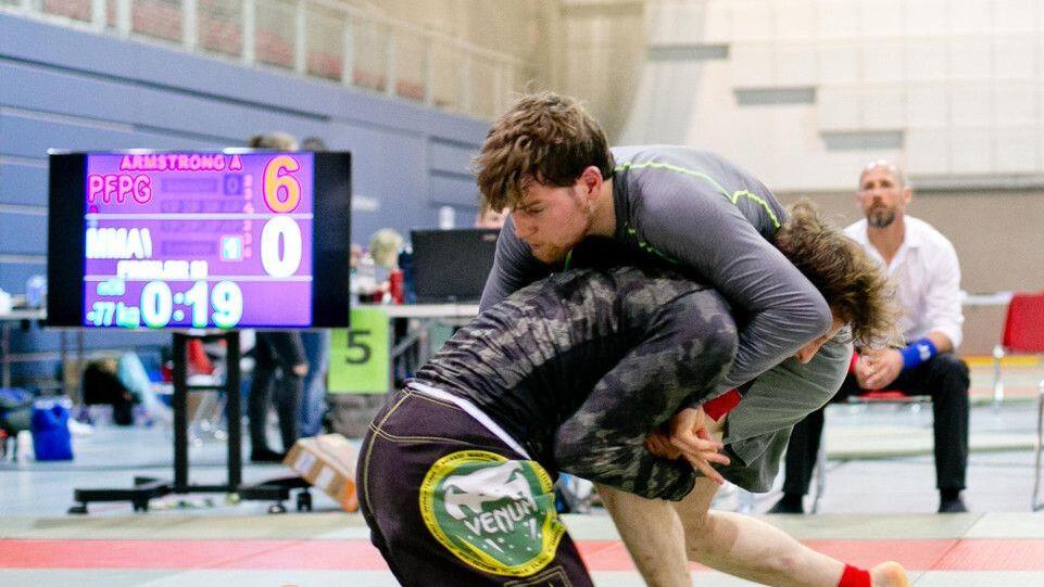 Groundfighters kämpfen in der Sporthalle Alpenstraße