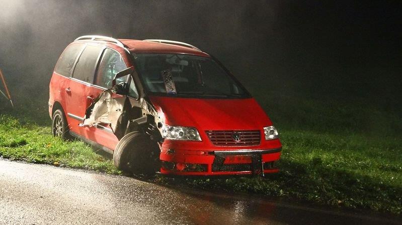 Bilder vom Unfallort auf der L207