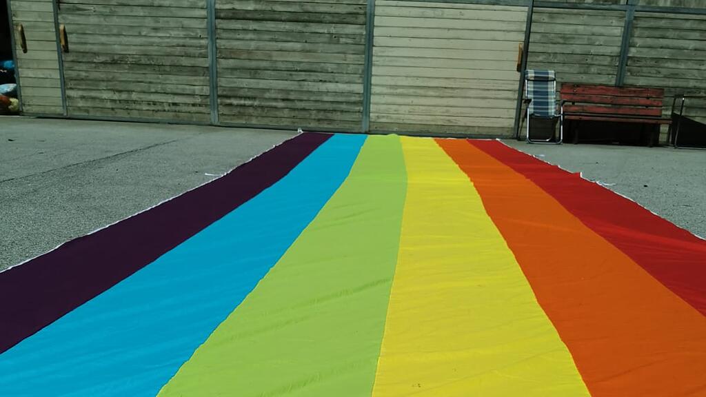 Regenbogenfahne Unken