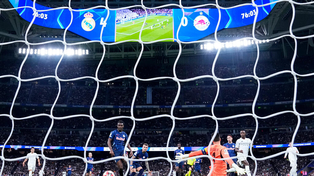 Real Madrid vs. RB Salzburg 2