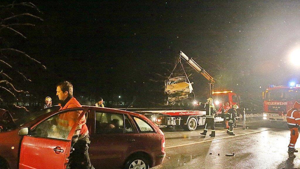 Schwerer Crash auf B306