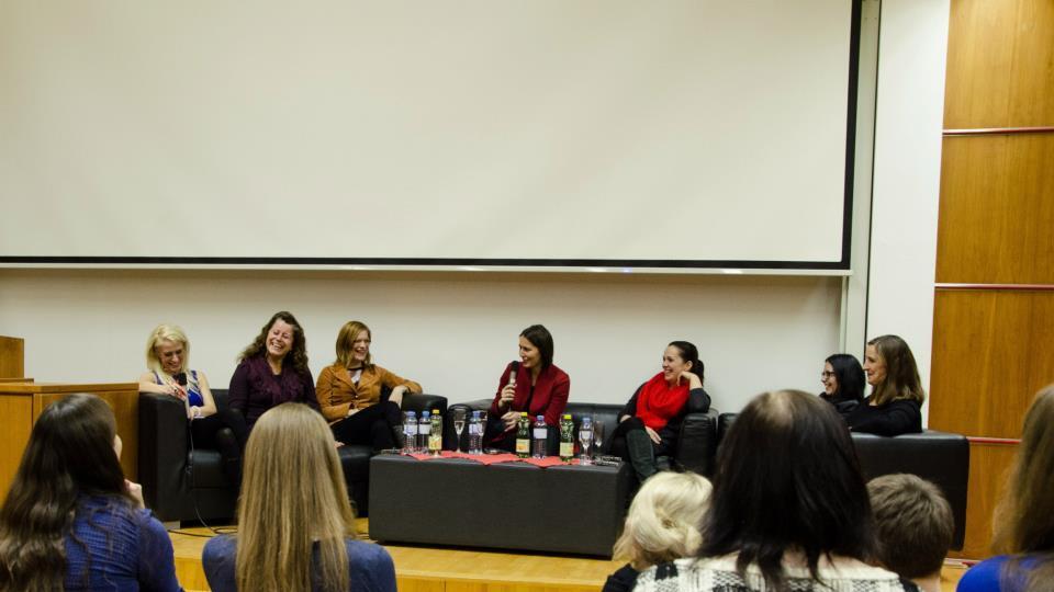 Bilder der Podiumsdiskussion