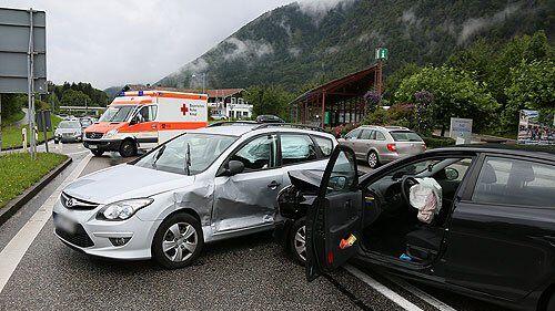 Zu einem Verkehrsunfall kam es am Samstagvormittag bei Bad Reichenhall.