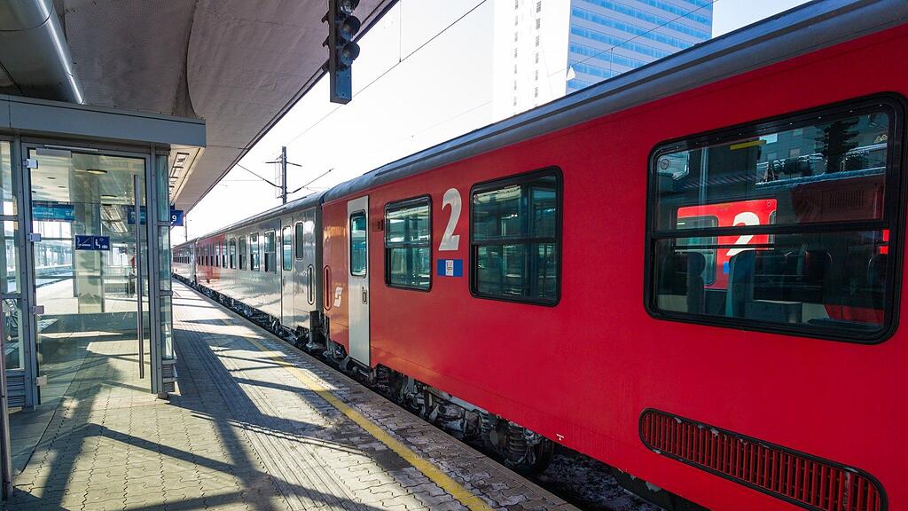 Auch an diesem Wochenende kommt es zwischen Salzburg und Bayern zu Fahrplanänderungen.