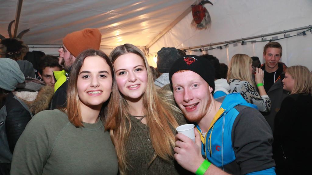 Krampuskränzchen Taxenbach
