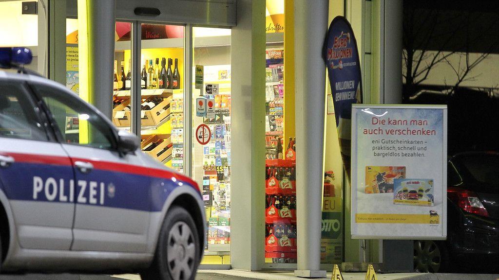 Überfall auf Tankstelle in Puch